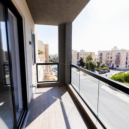 Pauliz Apartments San Ġwann Exteriör bild