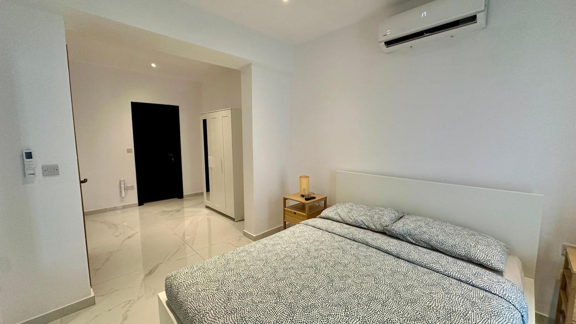 Pauliz Apartments San Ġwann Exteriör bild